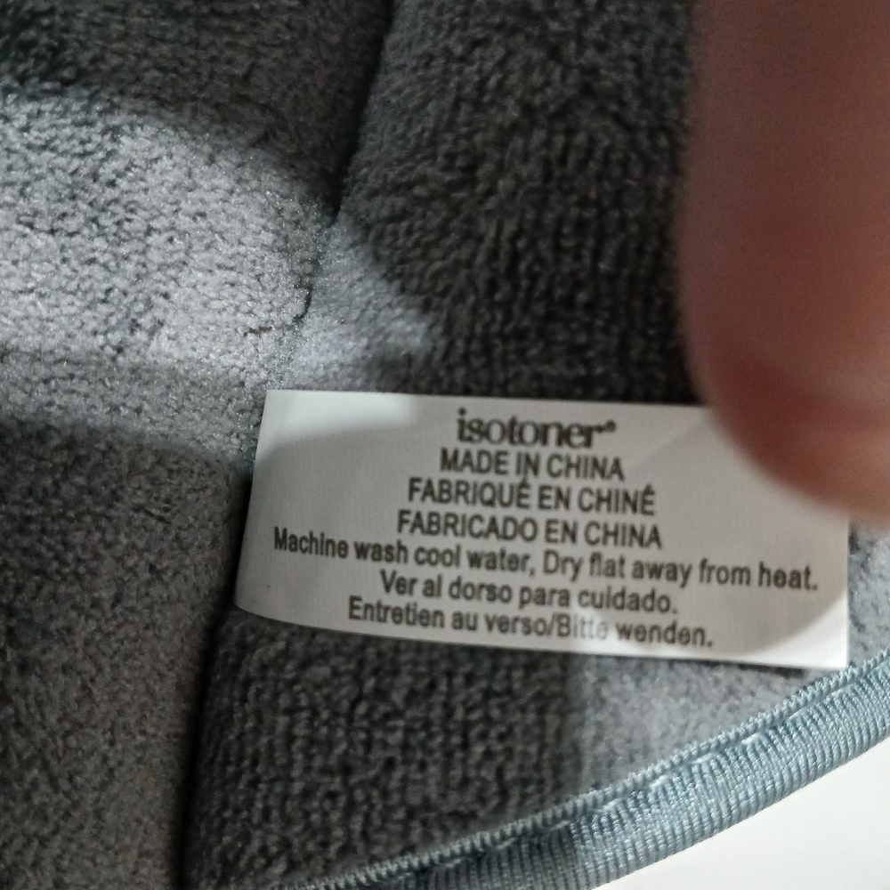Isotoner Adjustable Slide Slipers, Women's  Size  7.5-8 - Picture 7 of 9